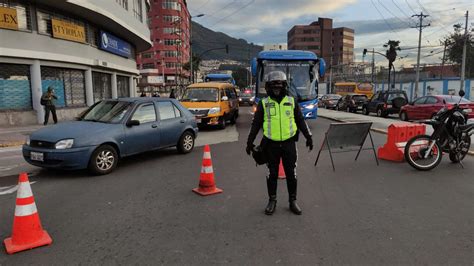 Amtquito On Twitter Amtinforma Se Realiza El Cierre Vial De La Av