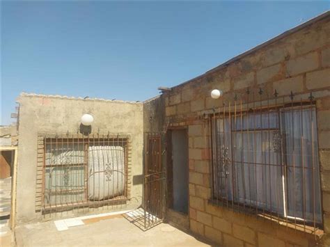 2 Bed House For Sale In Tsakane T4358119 Private Property