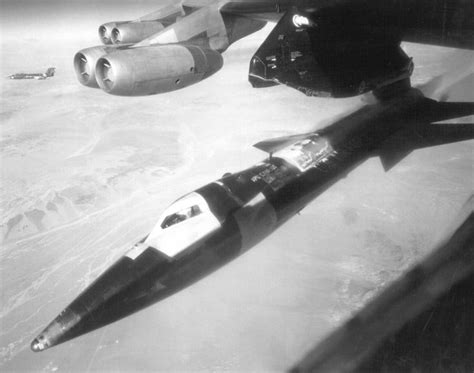 Outstanding photos of the X-15, the fastest manned rocket plane ever ...