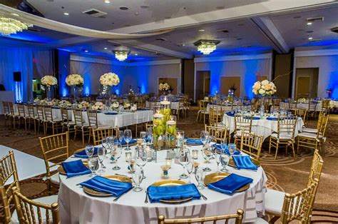 Sheraton Park Anaheim Hotel Wedding Venue | Cost from $6,464 | Breezit