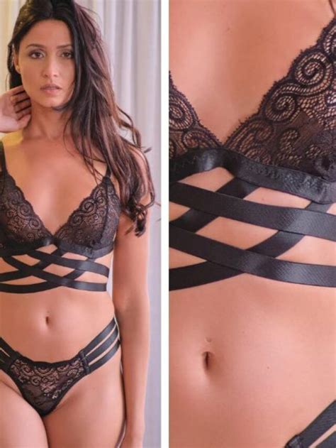 Saiba como usar um conjunto de lingerie preto em diferentes ocasiões