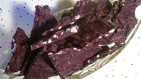 Almond Chocolate Bark Recipe - Food.com