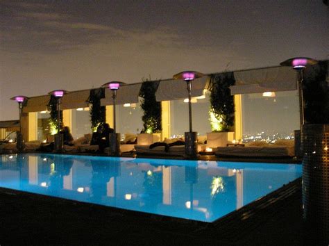 Sky Bar At The Mondrian Los Angeles Sky Bar Best Rooftop Bars Los