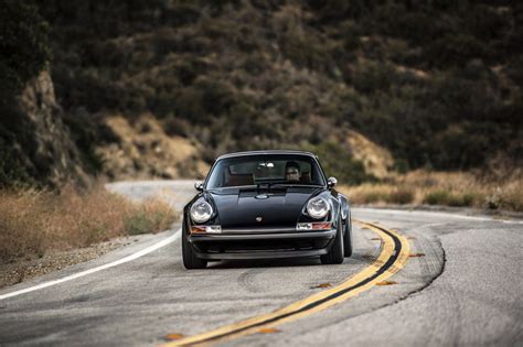 15 Beautiful Photos Of A Blacked Out Restomod Porsche 911 Airows