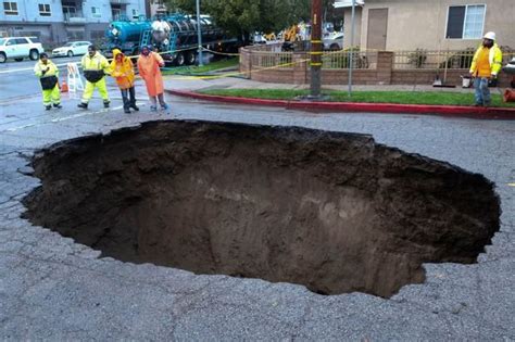 9 Of The Craziest Sinkholes Around The World Around The Worlds World