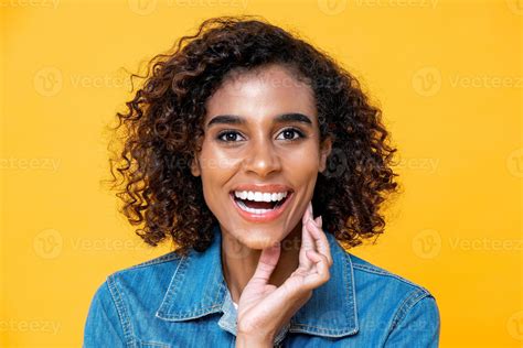 Close up portrait of a beautiful smiling confident African American ...