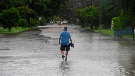 Queenslanders Prepare For More Floods This Summer Sky News Australia