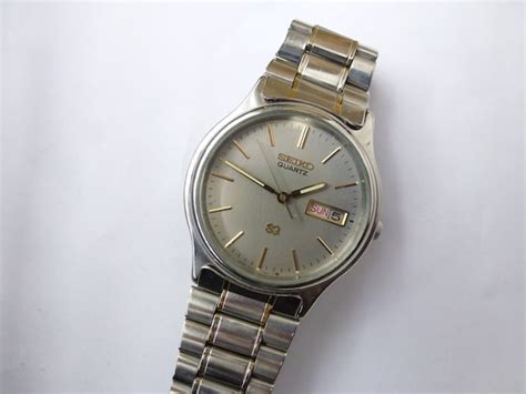 Vintage Seiko Sq Quartz Stainless Steel Mens Watch Gem