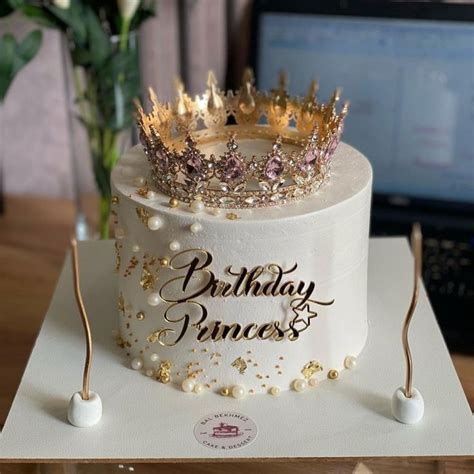 Cake Topper Acrylic Happy Birthday Queen Princess Suitable For Girls