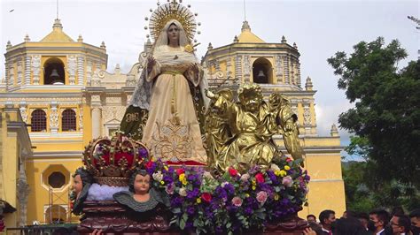 Salida Procesion De Velacion Virgen De Dolores La Merced