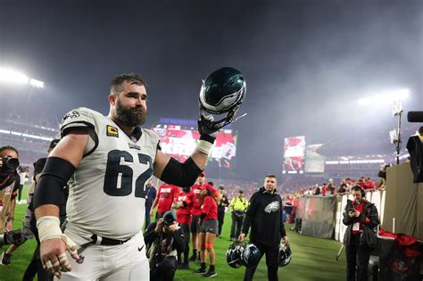 Eagles’ Jason Kelce retiring after 13 seasons, per reports: Why he’s an ...