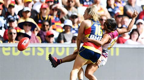 Aflw Grand Final Erupts As Courtney Hodder Kicks Stunning Goal For Brisbane 7news