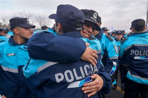 La Escuela de Policía Juan Vucetich celebró el egreso de 1500 cadetes