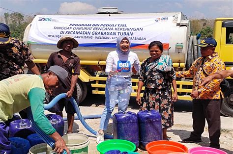 BRI Tuban Salurkan Ratusan Ribu Liter Air Bersih Bagi Warga Terdampak