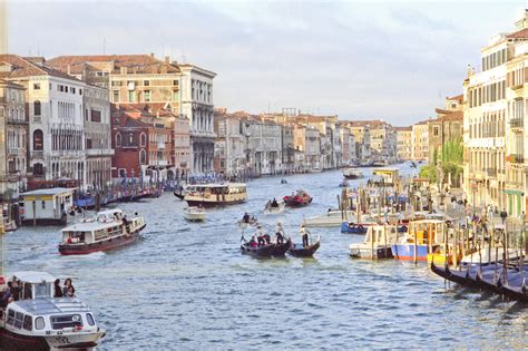 Wallpaper Waterway Canal Water Transportation Boat Gondola