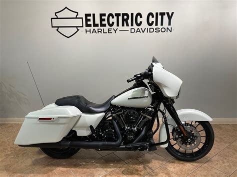 2018 Harley DavidsonFLHXS Street Glide Special Bonneville Salt Denim