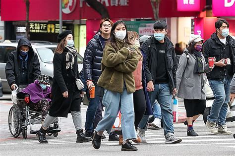 今轉雨愈晚愈冷、明天下探8度 吳德榮：春節恐迎寒流 生活新聞 生活 聯合新聞網