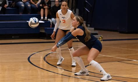 Pima Aztecs Volleyball Falls In Straight Sets At Eastern Arizona