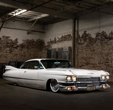 Custom 1959 Cadillac – Cars Club