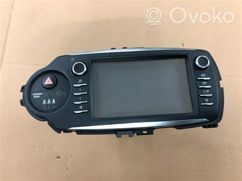 Toyota Yaris Radio Cd Dvd Gps Head Unit Rrr