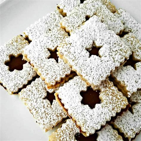 Hazelnut Nutella Linzer Cookies • Bread Booze Bacon