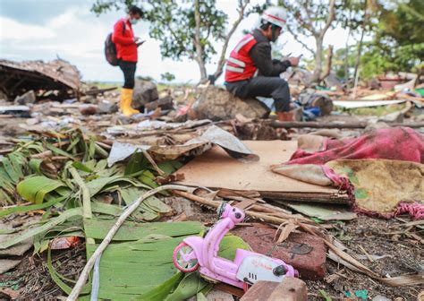 Asciende A Cifra De Muertos Por Tsunami Provocado Por Volc N En