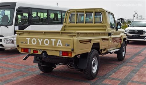 New Toyota Land Cruiser Pick Up Toyota LC79 4 0 Petrol GCC 2024 For