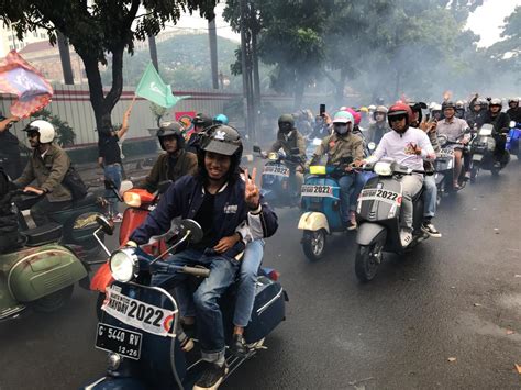 Jakarta Mods Mayday Berjalan Sukses Dipadati Ribuan Skuteris