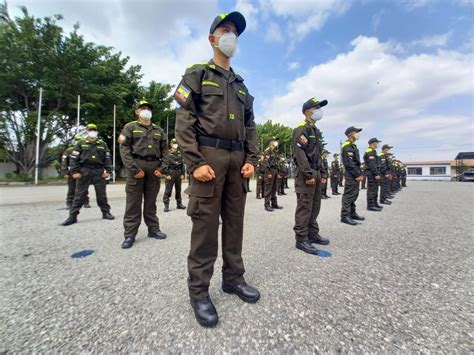 La Policía Refresca Sus Filas Inicia En Guayaquil Un Nuevo Curso De Formación