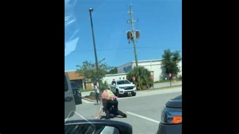 Incredible Act Of Care Chick Fil A Worker Rushes To Rescue A Woman