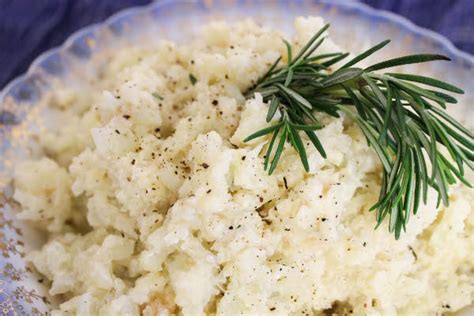 Roasted Garlic Mashed Cauliflower Confessions Of A Chocoholic