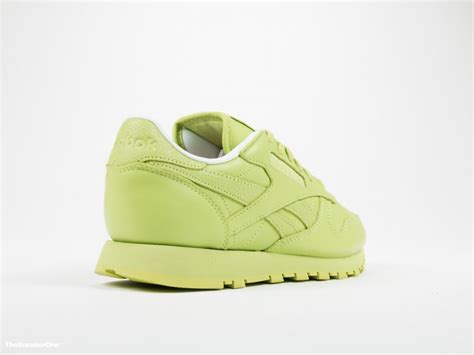 Reebok Classic Leather Spirit V69387 Thesneakerone