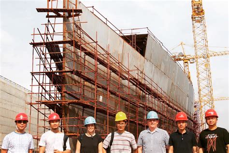 A Replica Of The Titanic Is Under Construction In China Travel Tomorrow