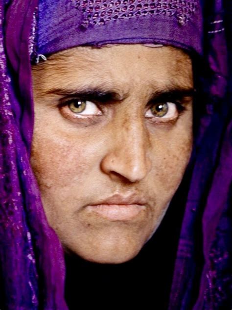 National Geographic S Famed Afghan Girl Now A Mom In Her 40s Finds