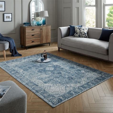 Mila Traditional Rug | Dunelm