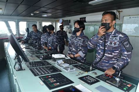 Misi Berhasil Dua Kapal Perang Tni Al Koarmada Ii Kembali Ke Pangkalan