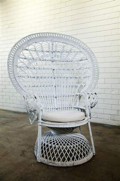 Giant White Peacock Chair Rsvp Event Hire