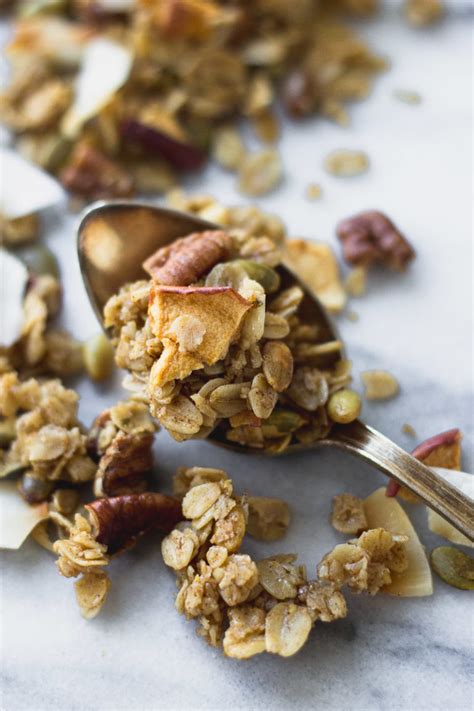 Easy Autumn Spice Granola