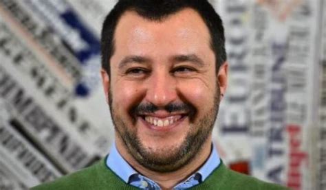 Salvini in preda al delirio di onnipotenza spazzerò via la mafia in