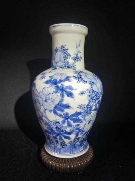 Vase Bleu Et Blanc Porcelaine Fleurs Seto Japon Catawiki