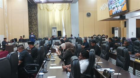 Dprd Balikpapan Tutup Masa Sidang Iii Dan Buka Masa Sidang I Laporkan