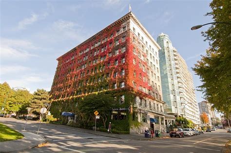 The Sylvia Hotel Colorful Beachside Accommodation In Vancouver