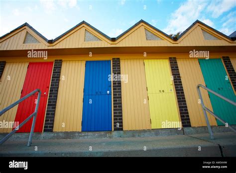 LOWESTOFT BEACH HUTS Stock Photo - Alamy