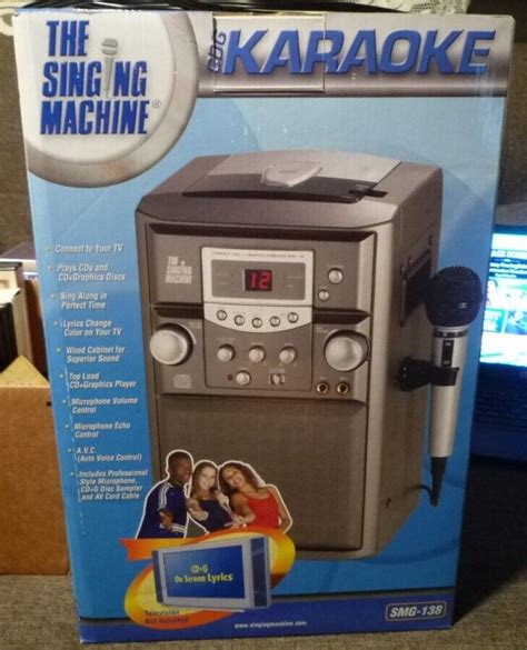 THE SINGING MACHINE CDG KARAOKE MACHINE With 23 KARAOKE CD S SMG