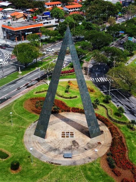 Monumento Em Homenagem Ao Imigrante Italiano Monumento Imigrantes