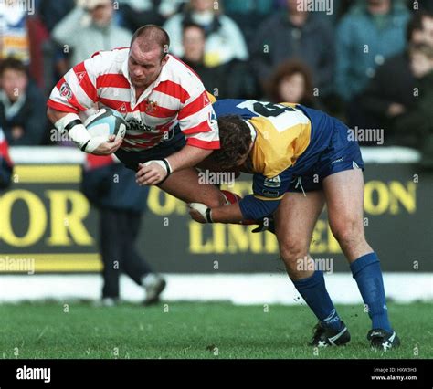 Chris Parr And Neil Harmon Oldham V Leeds Rlfc 02 October 1995 Stock