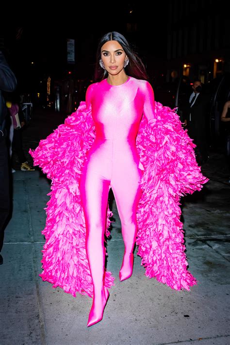 Chaney Jones Pink Outfit Similar To Kim Kardashian Photos