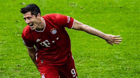 Robert Lewandowski Hits Hat Trick In Bayern Munich Rout Football News