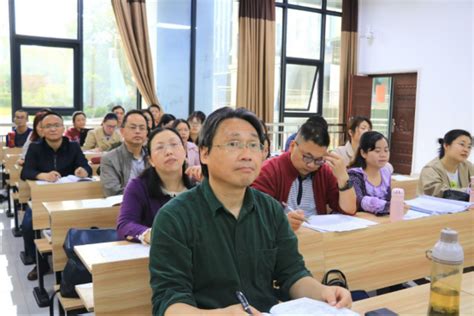 教学比武促提升 青年教师展风采——经济与管理学院第二场青年教师教学比武活动正隆重举行 经济与管理学院