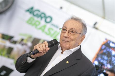 Presidente Da Cna Inaugura Carreta Agro Pelo Brasil